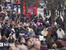 A migração alimenta o salto da população da Inglaterra e do País de Gales, os números sugerem