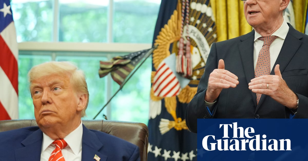 A tarifa de 10% de Trump na maioria dos bens do Reino Unido 'aqui para ficar', diz Lord Mandelson | Tarifas de Trump
