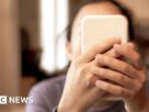 A verificação pornô do Reino Unido para a verificação para as crianças que veem conteúdo adulto?