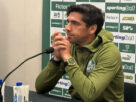 Abel questiona arbitragem após derrota do Palmeiras para o Corinthians: ‘decidido por dois lances’