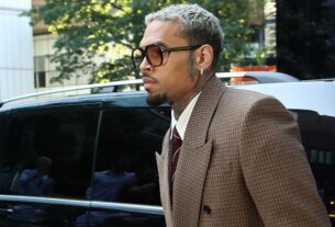 Acusado de agressão, Chris Brown se declara não culpado de duas novas denúncias