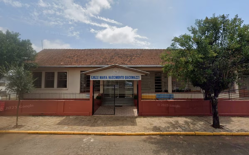 Adolescente invade escola e ataca alunos a faca no Rio Grande do Sul