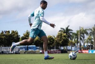 Volante Christian volta ao Cruzeiro após cumprir suspensão no empate com o Vitória