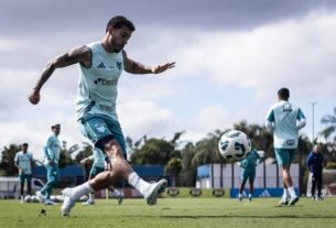 Com dores no quadril, William é dúvida para jogo do Cruzeiro contra o Fluminense, no Maracanã