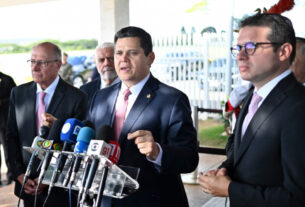 Alcolumbre e Motta defendem reação coordenada do governo brasileiro a tarifaço de Trump