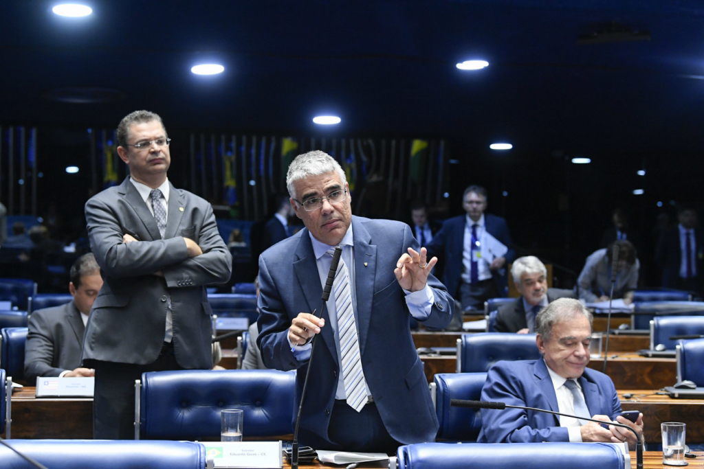 Aliados de Bolsonaro comemoram sanção dos EUA contra Alexandre de Moraes: ‘Luz no fim do túnel’