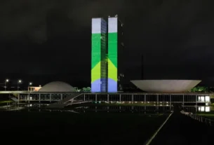 'Aqui quem manda é a gente': governo Lula lança vídeo ‘Brasil soberano’ reagindo à taxa Trump-Bolsonaro