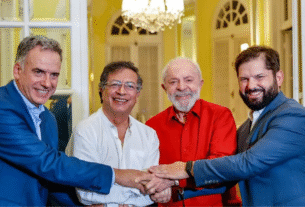 Às vésperas de reunião em Santiago, Lula e mais quatro presidentes progressistas lançam carta em defesa da democracia