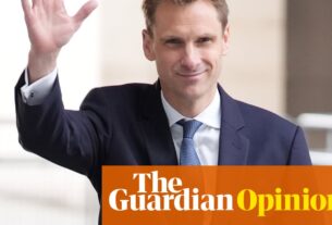 Bancos Tory quase desertavam como policiais da PHILP uma lição em barcos pequenos | John Crace