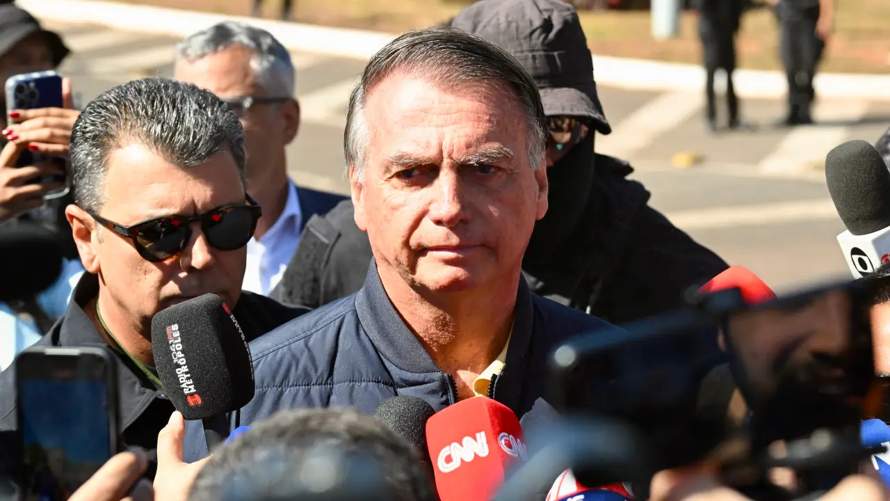 Bolsonaro de tornozeleira: como governadores aliados de SP, MG e SC reagiram à operação da PF