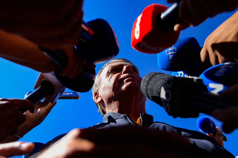 Bolsonaro diz que ‘sistema me quer morto’ e critica velocidade de processo