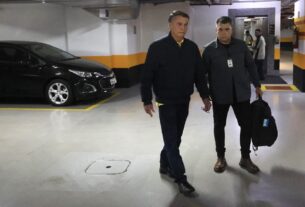 Bolsonaro está desolado como na derrota de 2022, dizem aliados