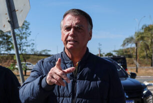Bolsonaro não declarou dinheiro vivo nos últimos 20 anos - 18/07/2025 - Painel