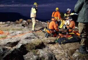 Bombeiros localizam criança que caiu em cânion no RS e iniciam resgate por rapel