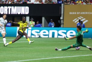 Borussia abre vantagem, mas cai de produção e sofre para vencer Monterrey no Mundial de Clubes