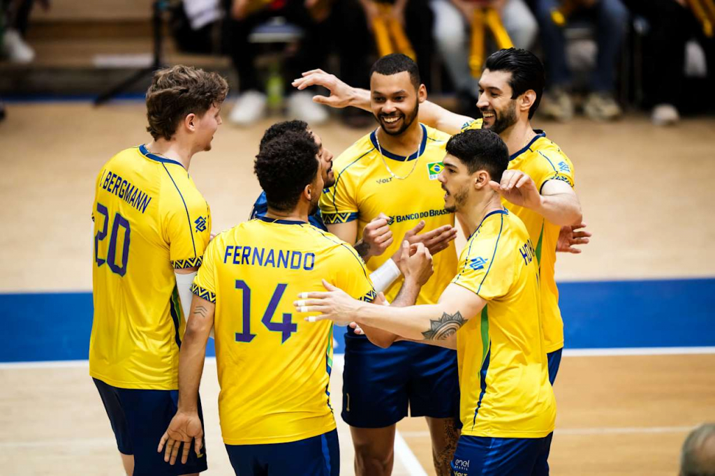 Brasil se prepara para confrontos decisivos na Liga das Nações de Vôlei