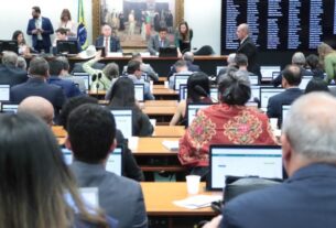 CCJ aprova PEC da segurança e retira poder exclusivo da União