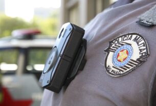 Câmeras corporais de PMs de SP farão reconhecimento facial e leitura de placas de veículos