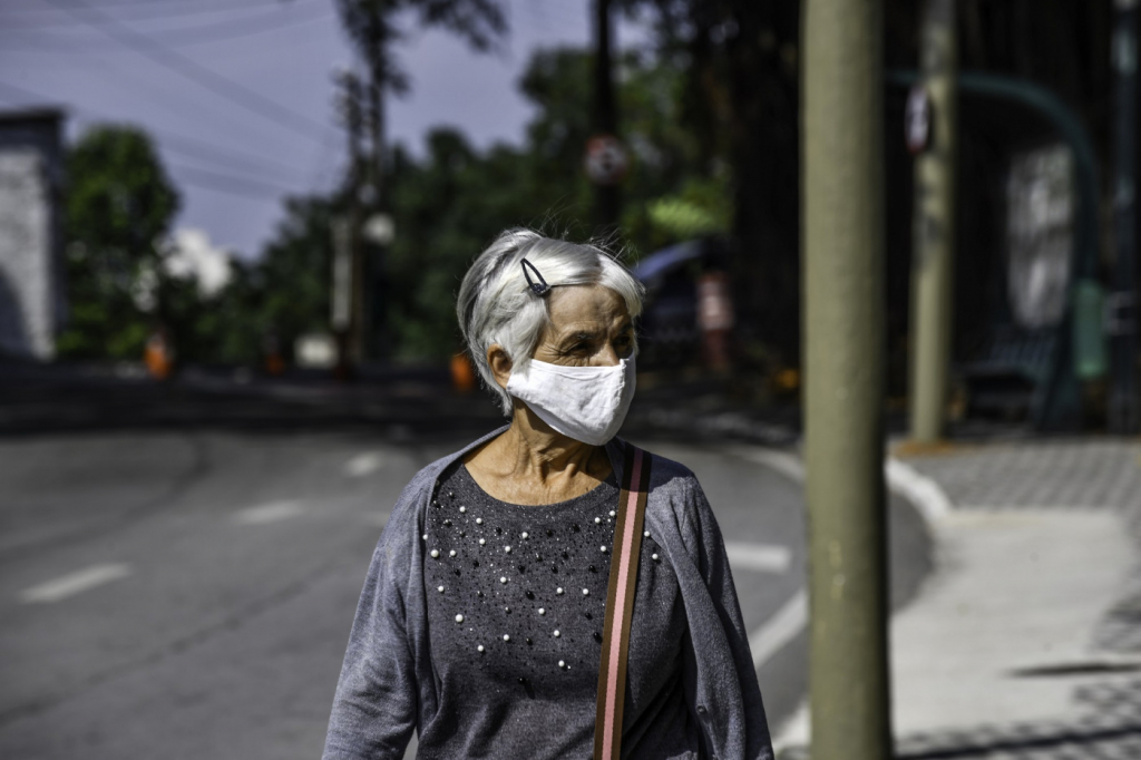 Casos de Síndrome Respiratória Aguda Grave caem no Brasil