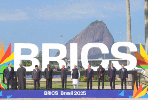 Chefes de Estado do Brics se reúnem para foto oficial na abertura da cúpula