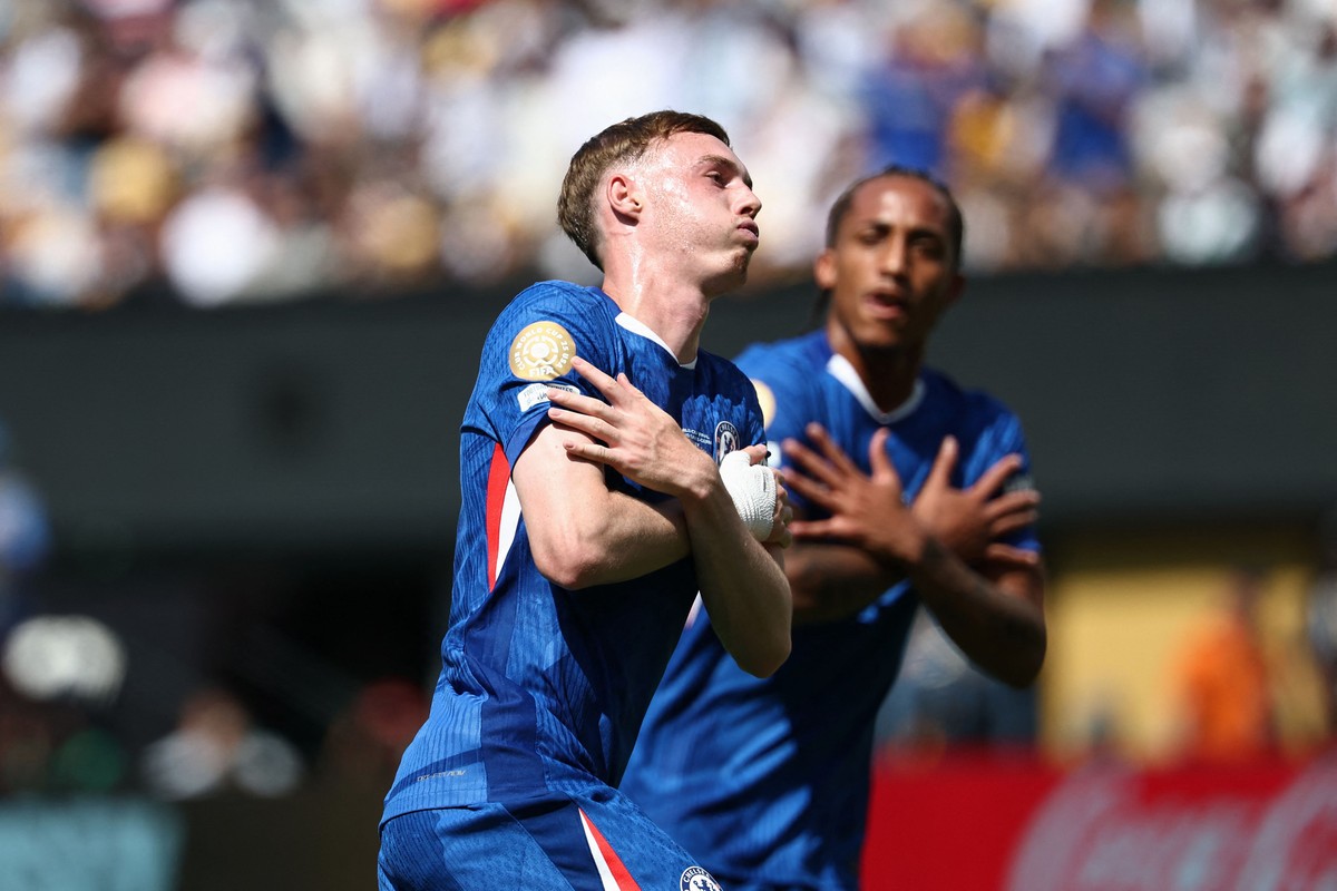 Chelsea subverte expectativas, atropela o PSG e é campeão mundial de clubes