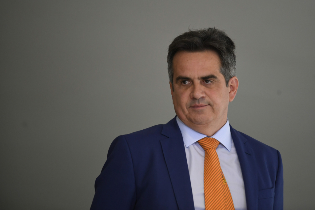 Ciro Nogueira critica governo e afirma: ‘O Congresso não vai recuar’ em crise sobre IOF