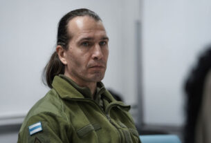 Conheça o soldado russo arriscando sua vida para lutar com Putin e seu exército na Ucrânia