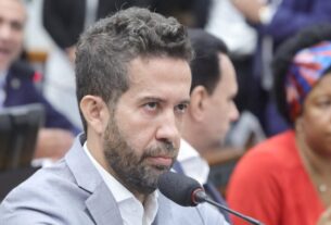 André Janones