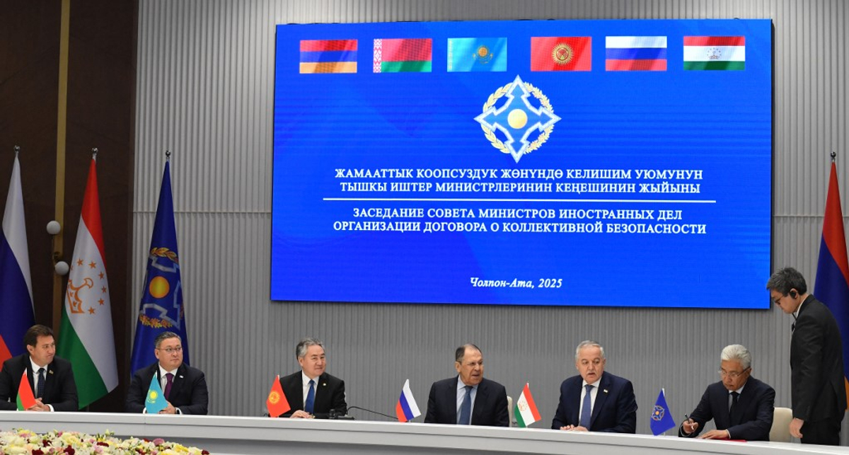 Deixe o mundo saber o que é um aliado sem valor Rússia