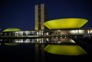 Deputados e senadores de Pernambuco concorrem ao Prêmio Congresso em Foco; saiba como votar