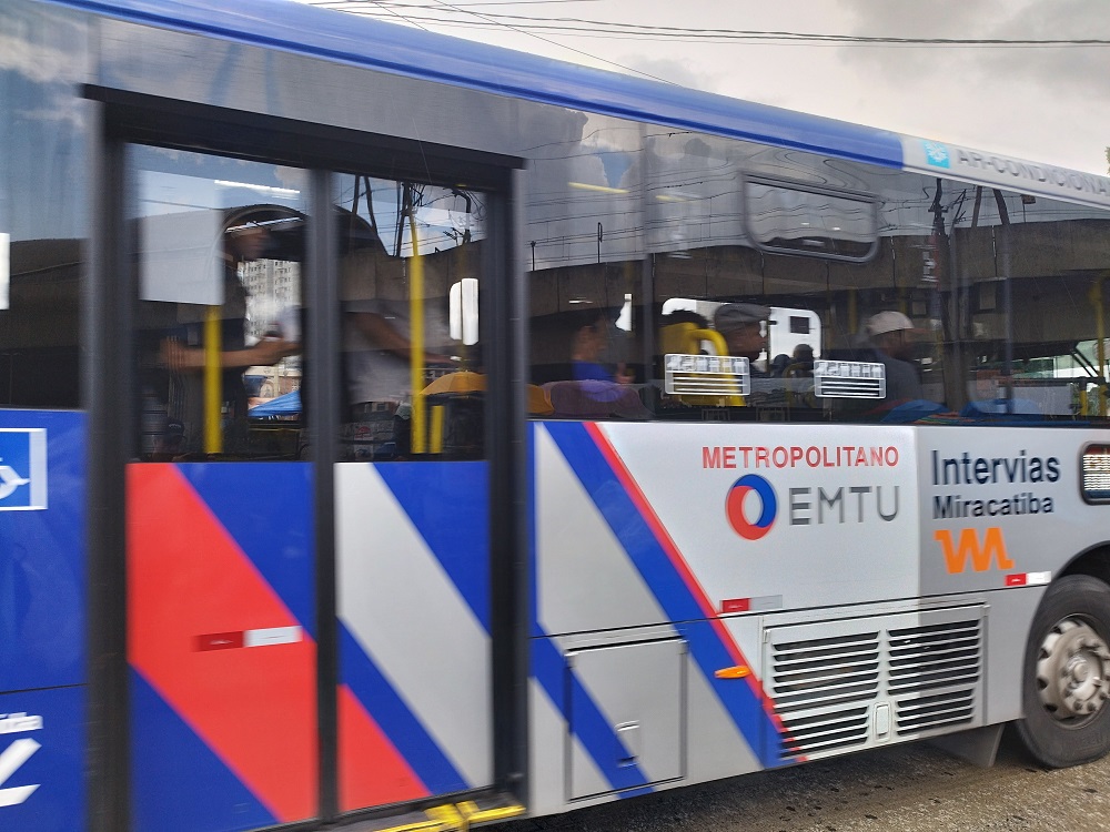 Dois homens são presos por ataques a ônibus na capital paulista