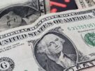 Dólar fecha a R$ 5,60 afetado por tarifaço e Ibovespa tem o pior desempenho do ano em julho