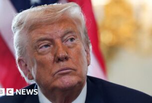 Donald Trump continua a briga com Sadiq Khan chamando -o de uma pessoa desagradável