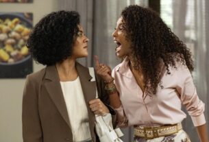 Em 'Vale tudo', Raquel grita com Maria de Fátima e a chama de sórdida, em tentativa de reconciliação da filha