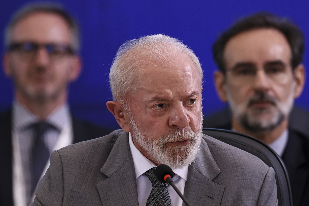 Em reunião do Brics, Lula destaca trabalho de banco centrais em pagamentos transfronteiriços