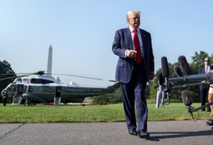 Em visita à Escócia, Trump diz que imigração ilegal está ‘matando a Europa’