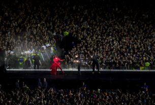 Embaixadora britânica responde Paes sobre matéria que contesta público de show de Lady Gaga no Rio