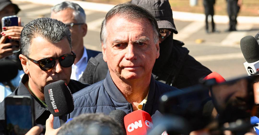 Especialistas comentam decisões do STF contra Jair Bolsonaro
