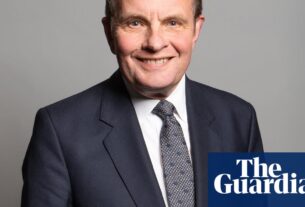Ex -ministro do Gabinete Tory, David Jones, se junta a Reform UK | Reforma UK