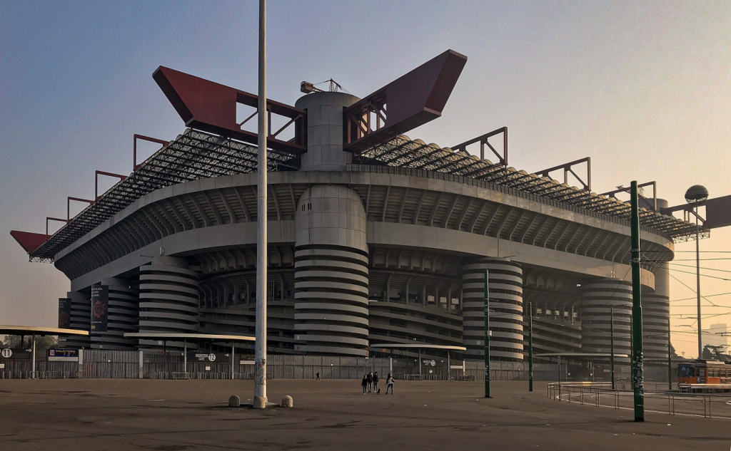 Federação italiana autoriza jogo entre Milan e Como pela Serie A na Austrália