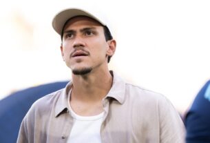 Filípe Luís mantém o atacante Pedro fora da lista de relacionados do Flamengo contra o Santos
