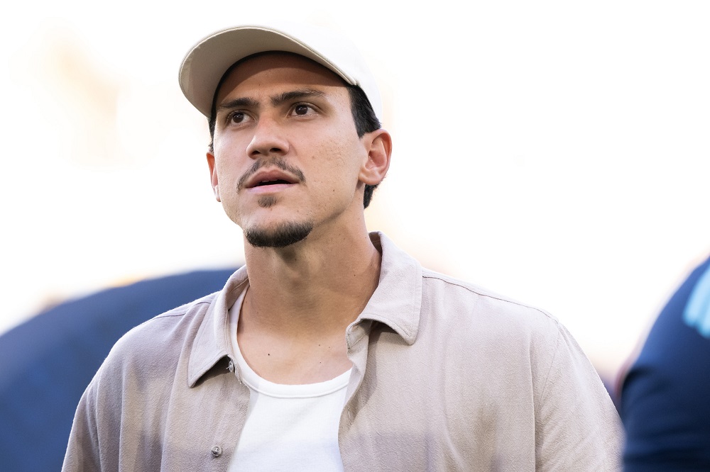 Filípe Luís mantém o atacante Pedro fora da lista de relacionados do Flamengo contra o Santos