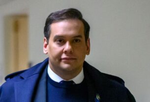 George Santos, ex-deputado federal dos EUA filho de brasileiros, é preso em Nova Jersey