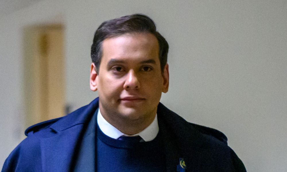 George Santos, ex-deputado federal dos EUA filho de brasileiros, é preso em Nova Jersey