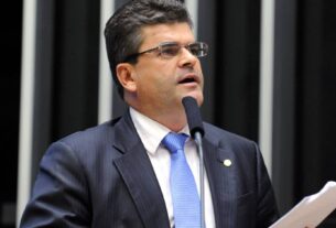 Governador em exercício, Rodrigo Bacellar exonera Washington Reis como secretário de Transportes
