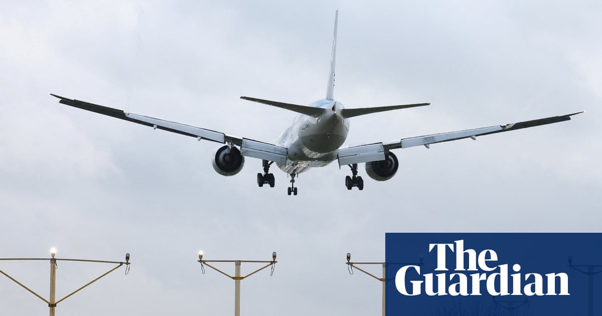 Heathrow envia planos 'prontos para pá' para a terceira pista | Heathrow Terceira pista