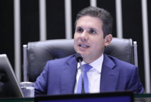 Hugo Motta discute com Carlos Jordy: ‘Não funciono sob ameaça’