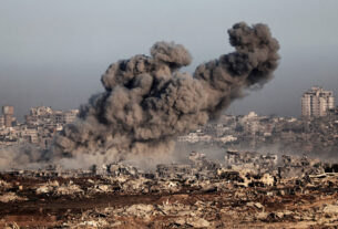 Israel Jets Pound Damasco em resposta ao massacre de drus