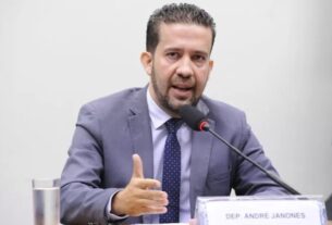 André Janones