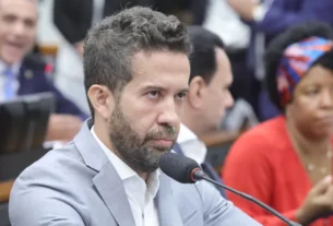 Janones é suspenso por três meses em Conselho de Ética da Câmara; deputado vai recorrer